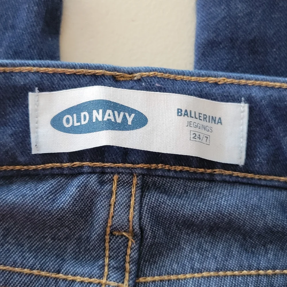 Old Navy Girls Ballerina Jeggings 24/7  Size 5